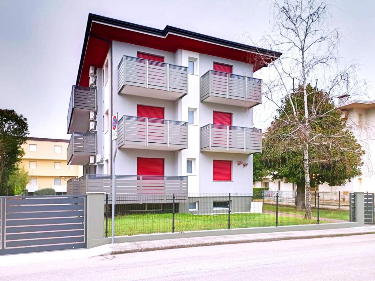Villa Alpi Lignano Sabbiadoro Eksteriør billede