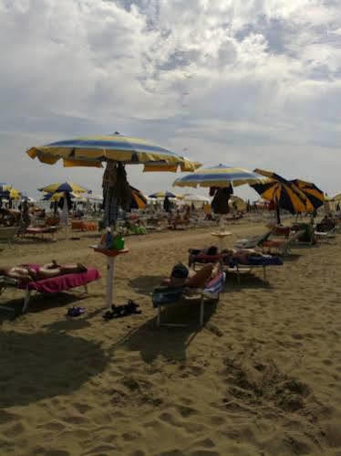 Villa Alpi Lignano Sabbiadoro Eksteriør billede