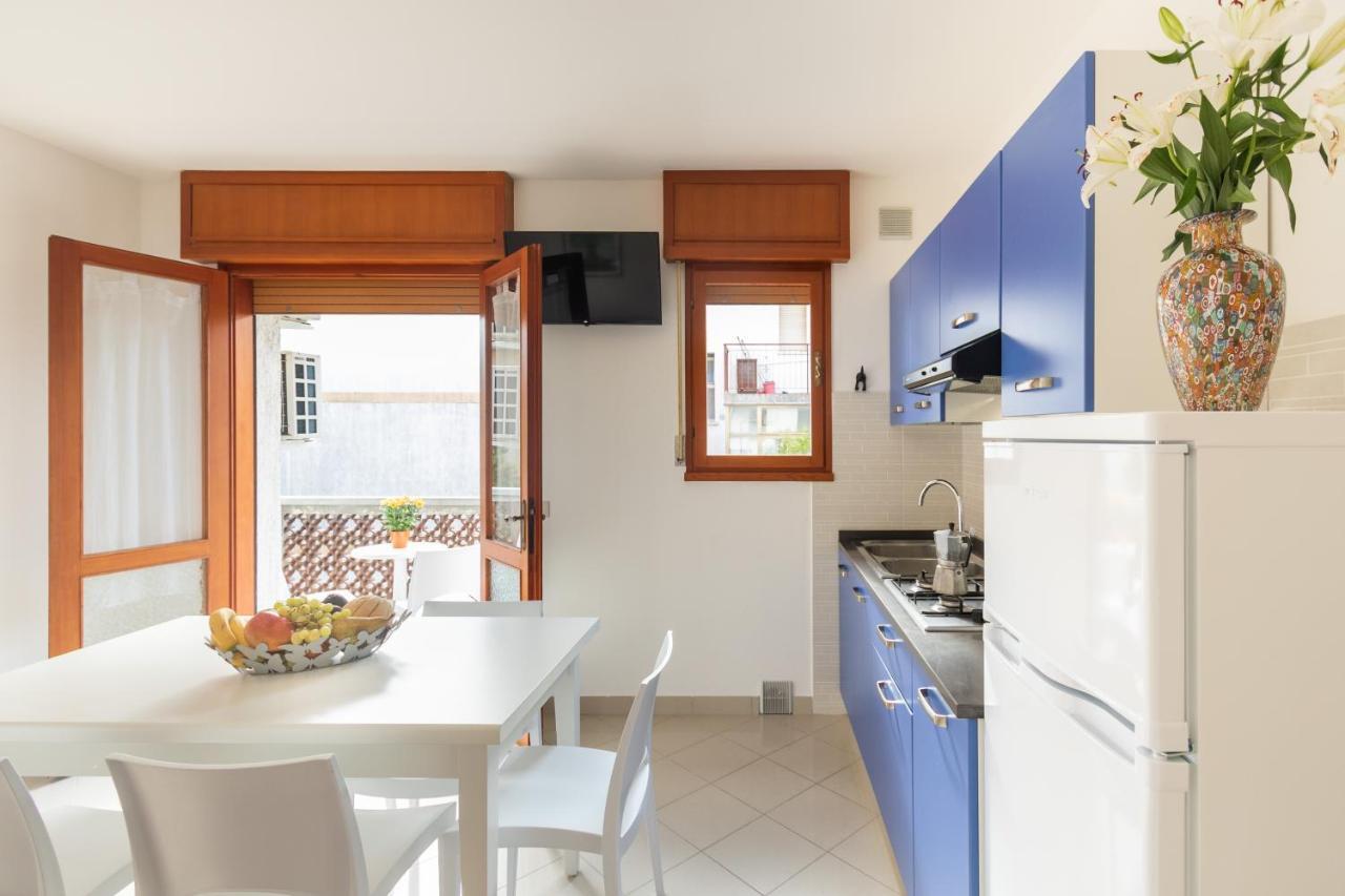 Villa Alpi Lignano Sabbiadoro Eksteriør billede